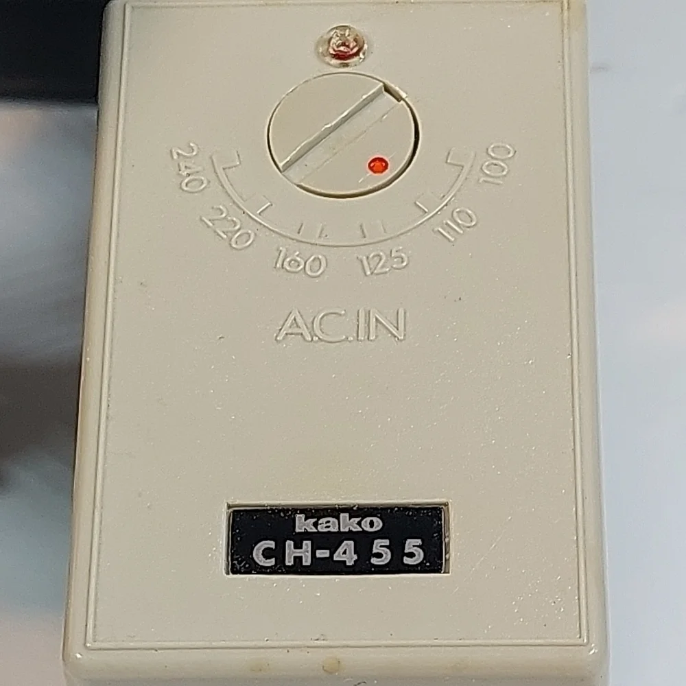 Vintage Kako Hi-Beam 2400 Camera Flash With Case AC Adapter-Power Cord Untested